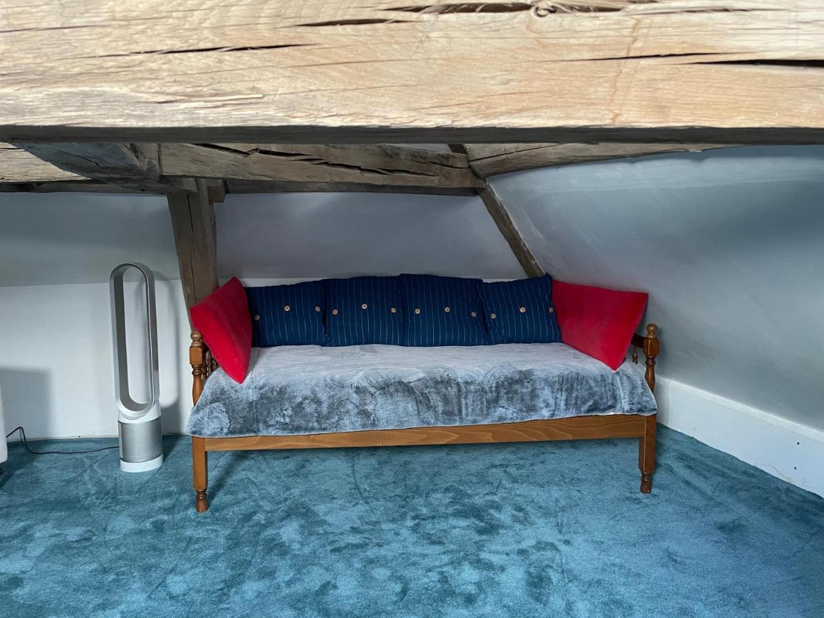 Villa Fontaine Avec Piscine Interieur Chauffee-Maison De Campagne Familiale -Ideal Vacances Ou Sejour Professionnel -3 Chambres-Bureau Separe -Lit Bebe - Parking Facile & Gratuit Екстериор снимка