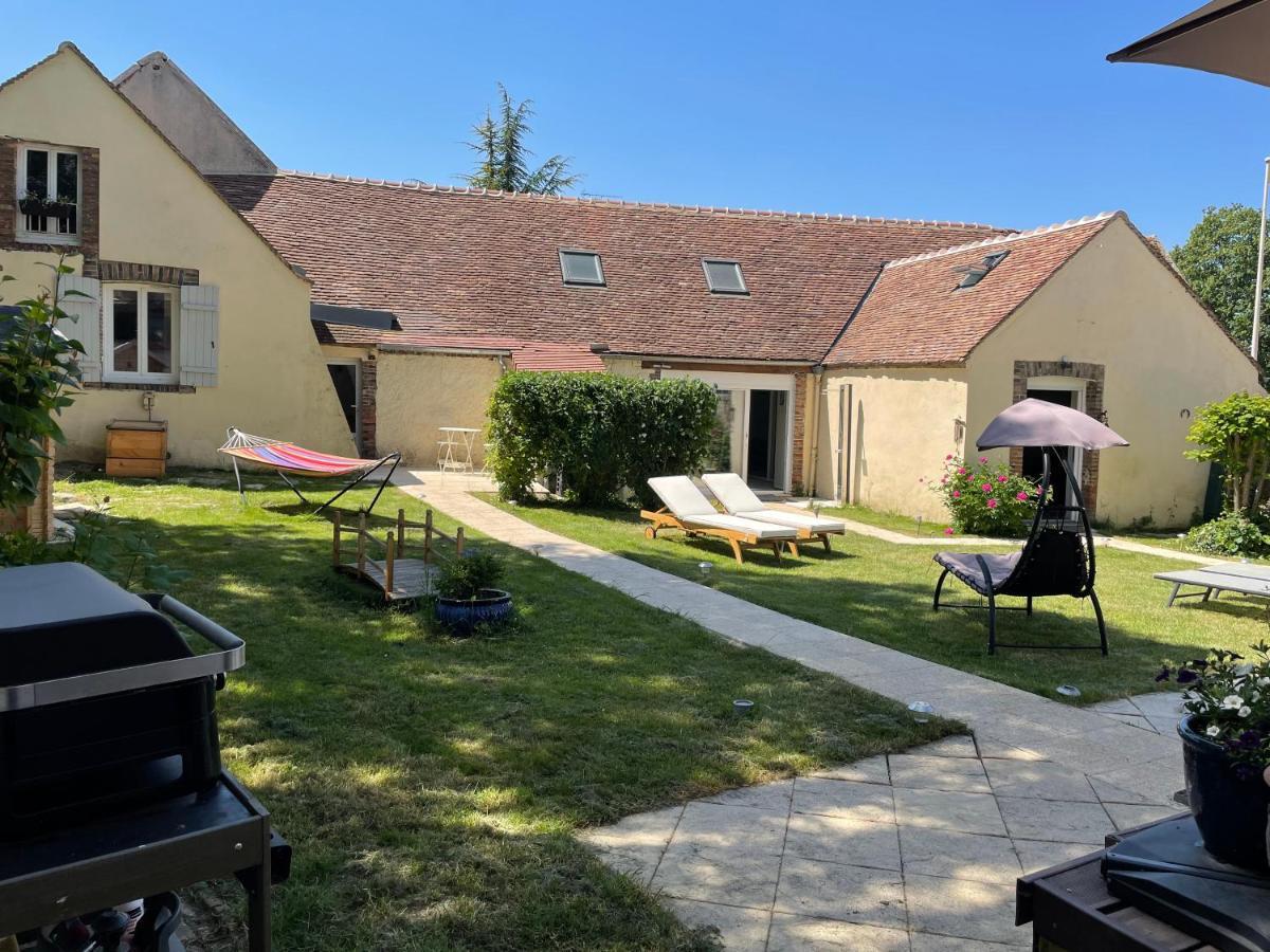 Villa Fontaine Avec Piscine Interieur Chauffee-Maison De Campagne Familiale -Ideal Vacances Ou Sejour Professionnel -3 Chambres-Bureau Separe -Lit Bebe - Parking Facile & Gratuit Екстериор снимка